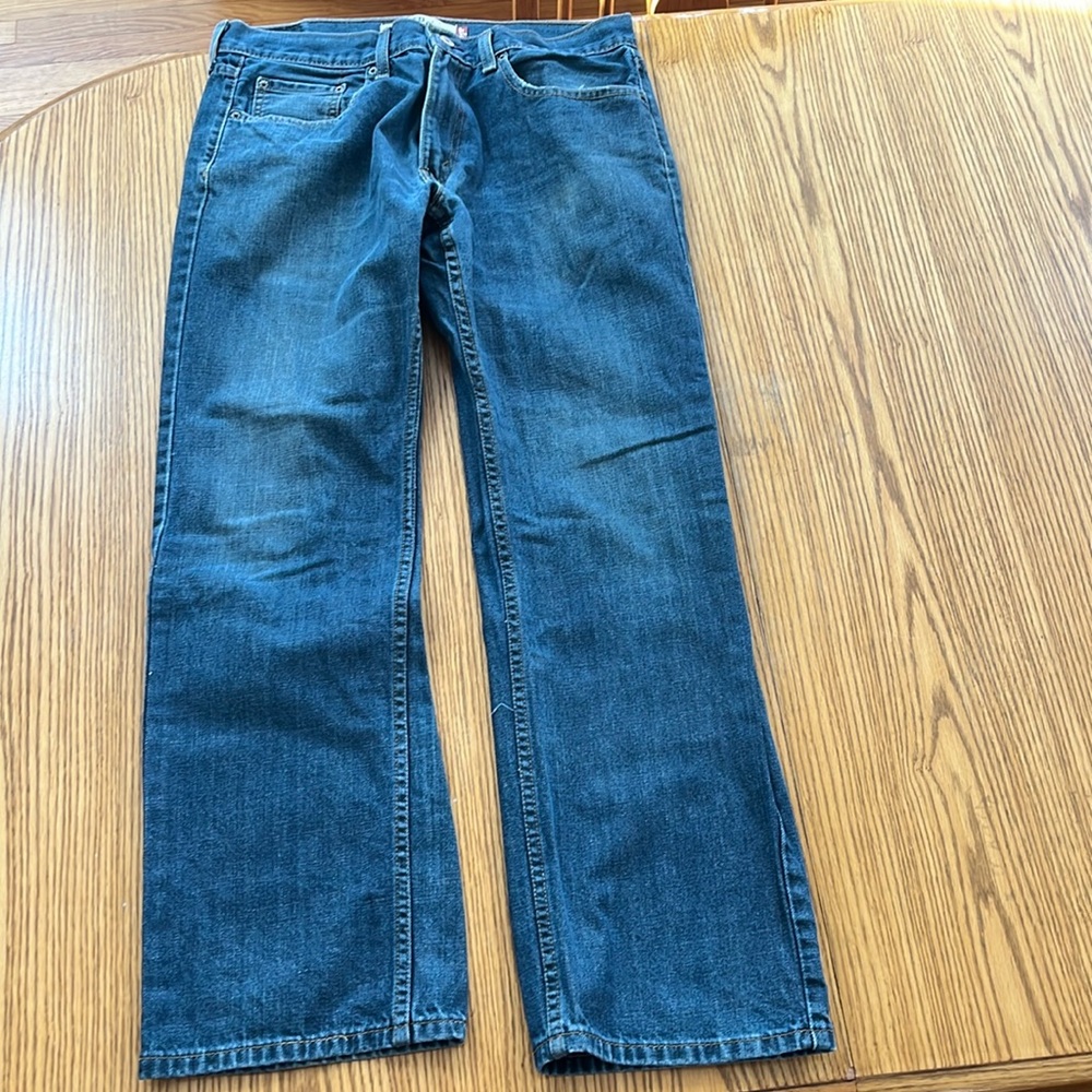 Levi’s 559 Relaxed Straight jeans. Excellent used condition. Will be a staple! - Picture 2 of 7